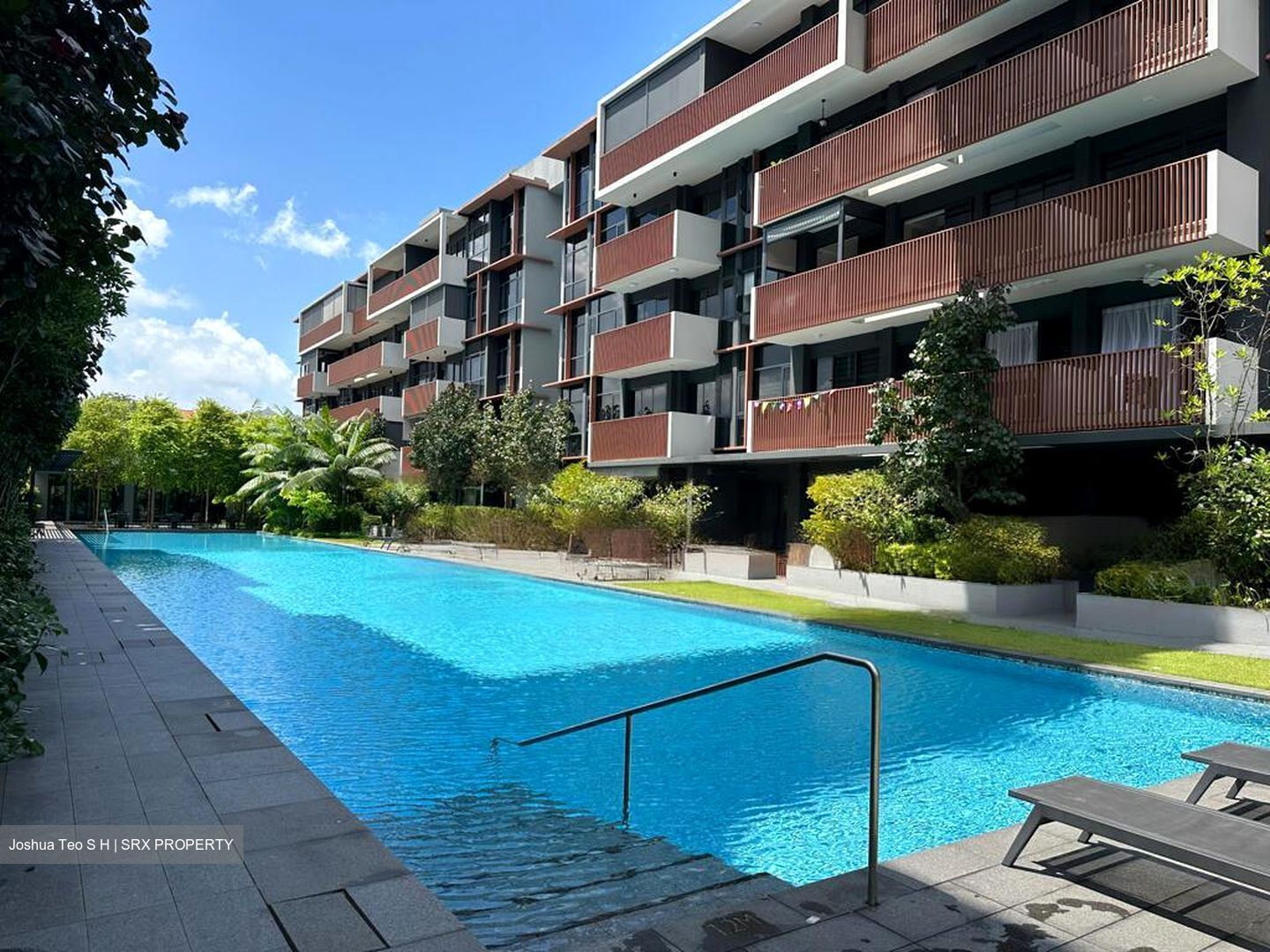 Royalgreen (D10), Condominium #470829401